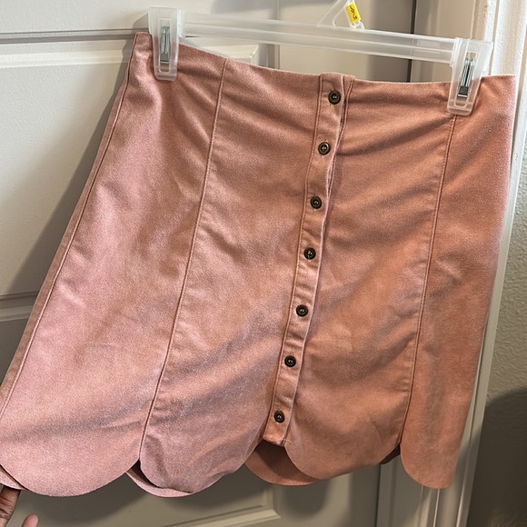 Skirt - Picture 2 of 3